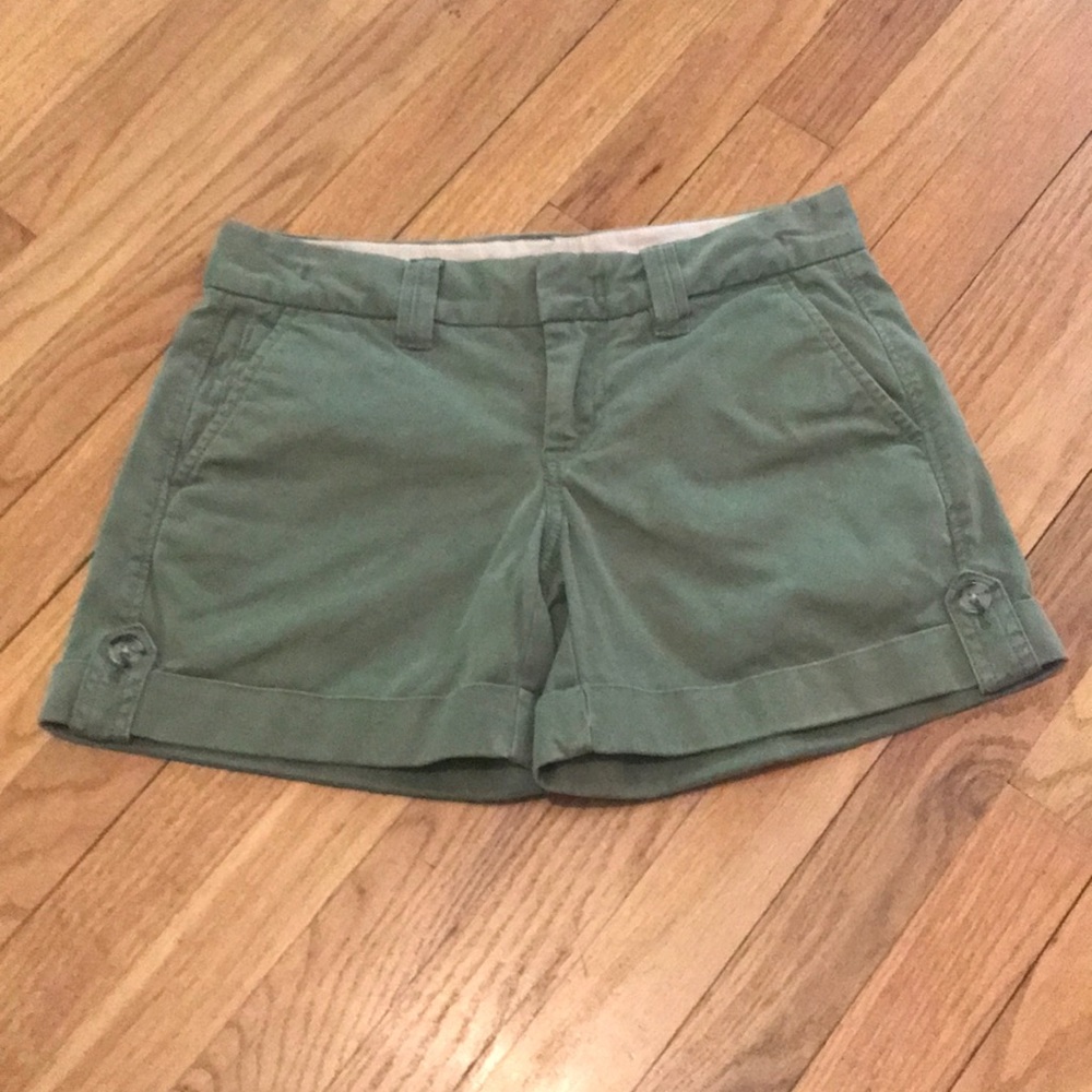 Banana Republic green khaki shorts